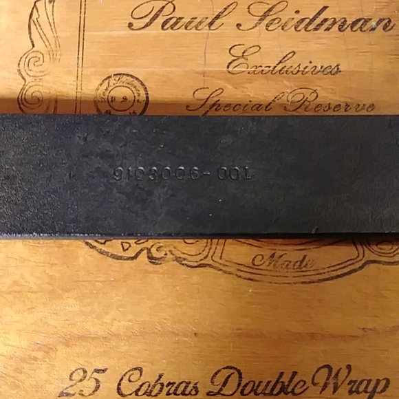 Lauren Ralph Lauren Genuine Italian Leather Solid Brass Belt - Picture 6 of 6